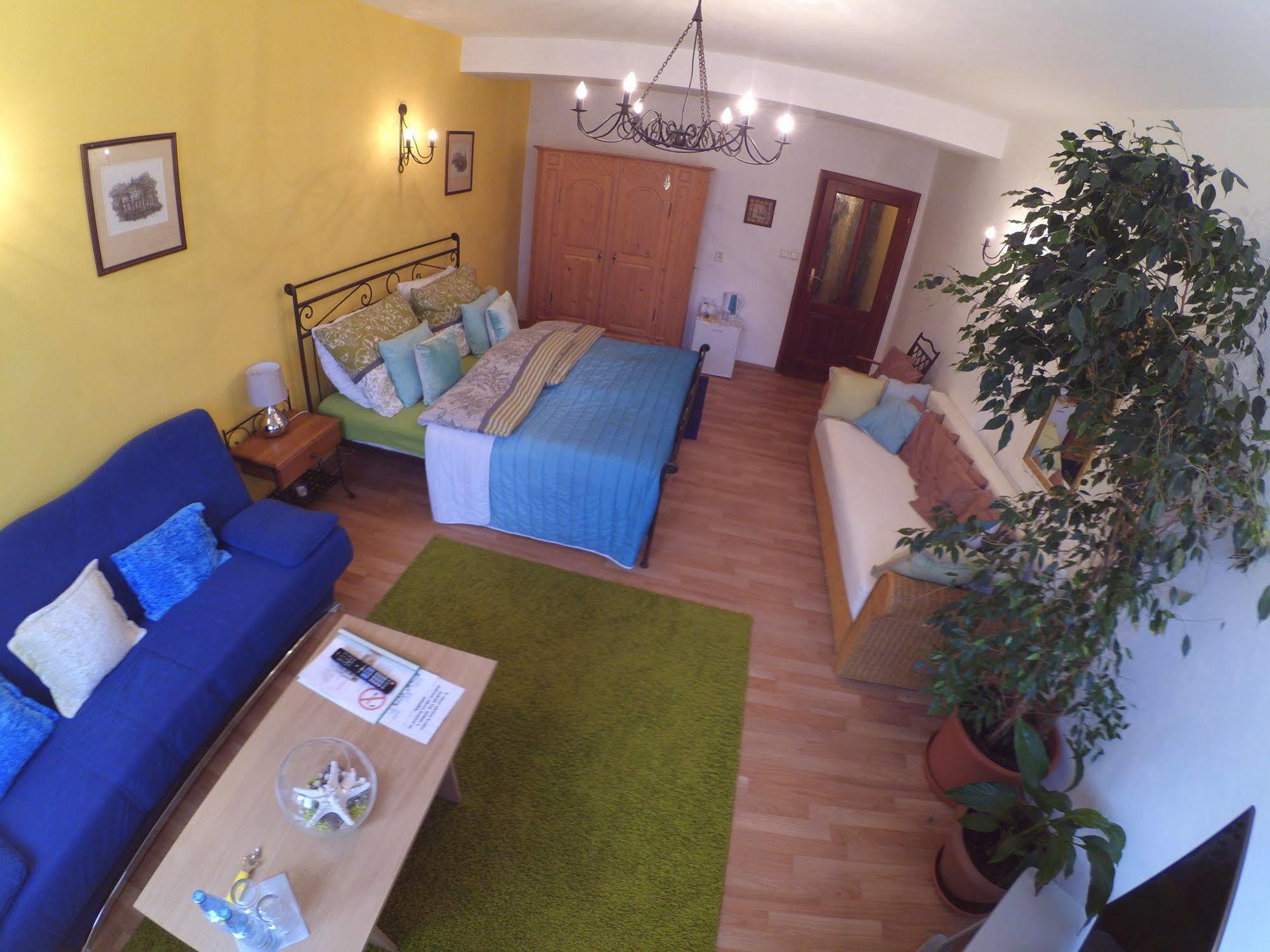 Hotel Atrium Jihlava Exterior photo