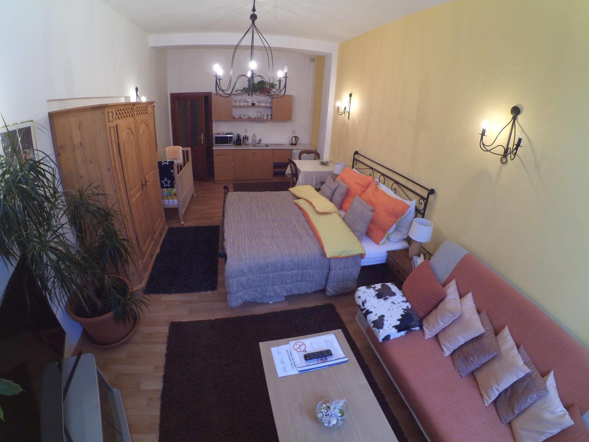Hotel Atrium Jihlava Exterior photo